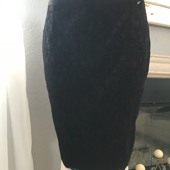 NWT NYC Lace Skirt - Picture 5 of 8